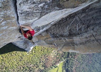 Alex Honnold climbing El Capitan in 