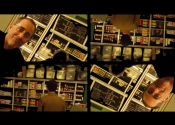 Jerry Seinfeld in Vampire Weekend's video for 