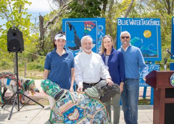 Organizer of the event and Peak Power Long Island Lynn Arthur, Town of Southampton Councilman John Bouvier, Suffolk County Legislator Bridget Fleming, Town of Southampton Deputy Supervisor Frank Zappone