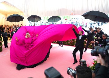 Lady Gaga Met Gala entrance
