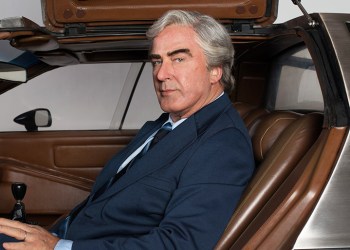 Alec Baldwin as John DeLorean in 