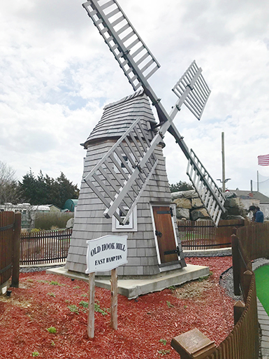 Hamptons Mini Golf replica of Old Hook Mill, Photo: Oliver Peterson