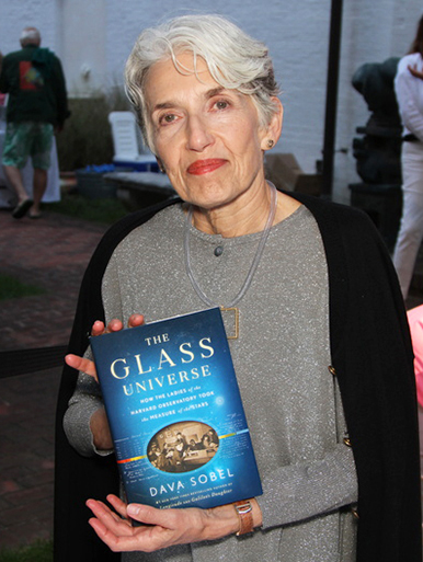 Author Dava Sobel, Photo: Barbara Lassen