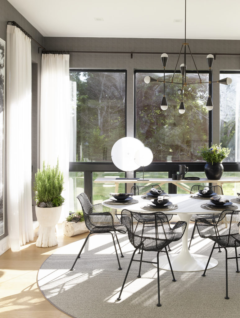 Holiday House Hamptons by Elizabeth Dow, Photo: Courtesy Iris Dankner