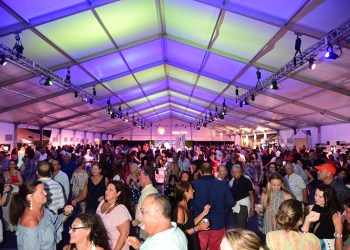 Crowds danced to New Life Crisis at Dan's GrillHampton event at Fairview Farm at Mecox in Bridgehampton on Friday, July 21, 2017.