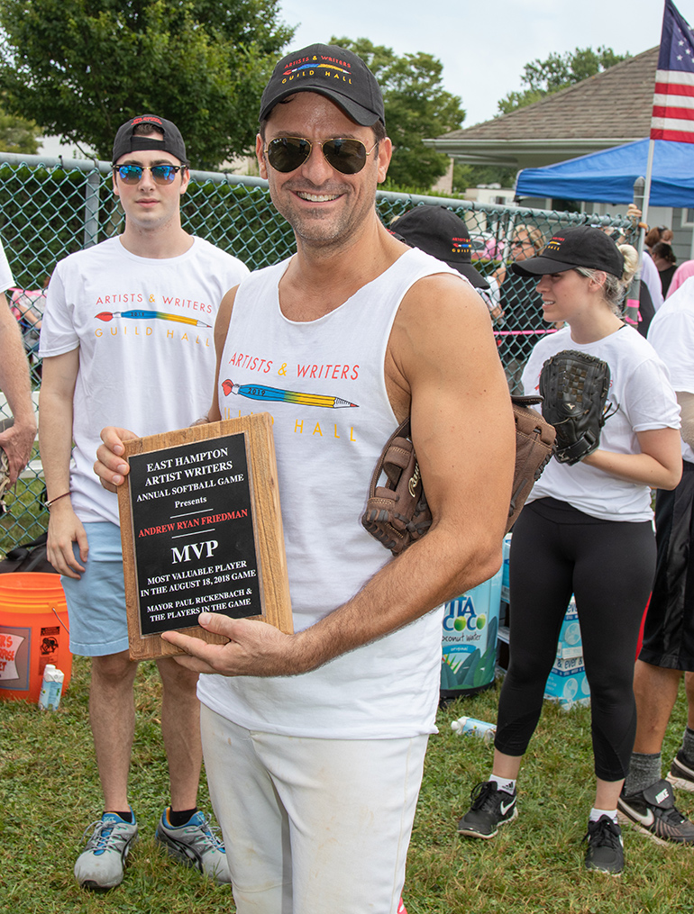 2019 Artists & Writers Game MVP Chris Wragge