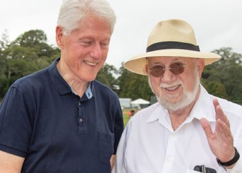Dan Rattiner and Bill Clinton at 2019 Artists & Writers Game
