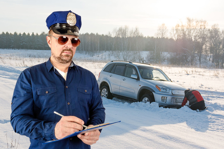 Don't get stuck in the snow without 4-wheel drive or snow tires if you don't want a ticket