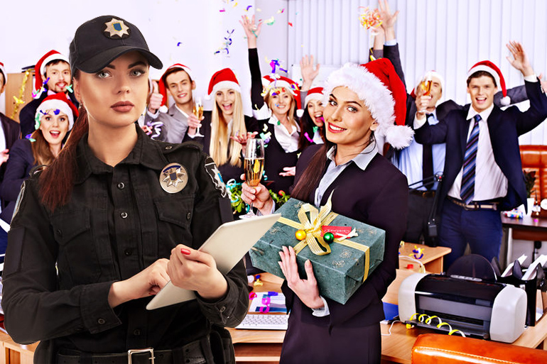 Hamptons Police arbitrate Yankee Swap gift exchange