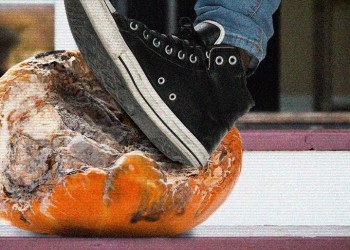 Foot smashing the rotten pumpkin/art caught on video