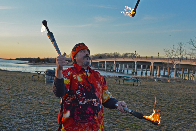 Keith Leaf juggling at John Steinbeck Waterfront Park