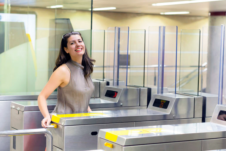 Hamptons Subway turnstile freebie