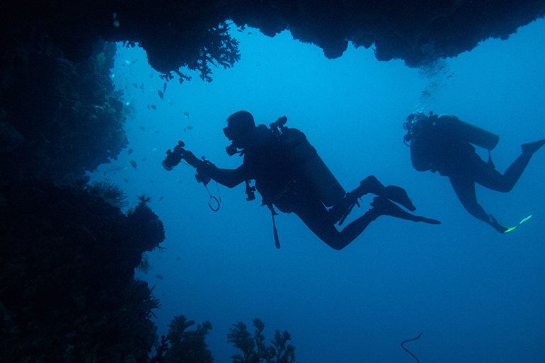 Hamptons Police Department Abyss Force divers in training