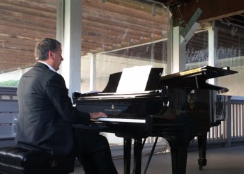 Paolo Bartolani at the piano