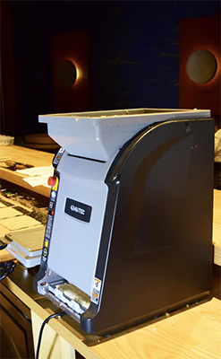 Kissaki's Maki Maker, Photo: Kissaki