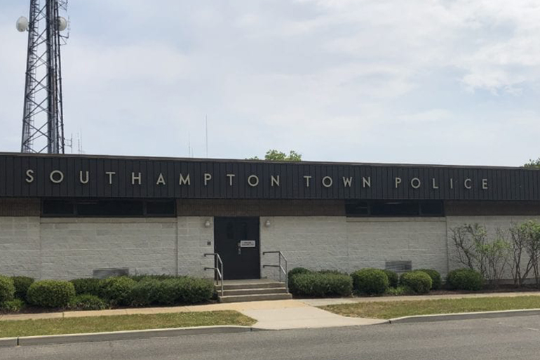 SOUTHAMPTON TOWN POLICE