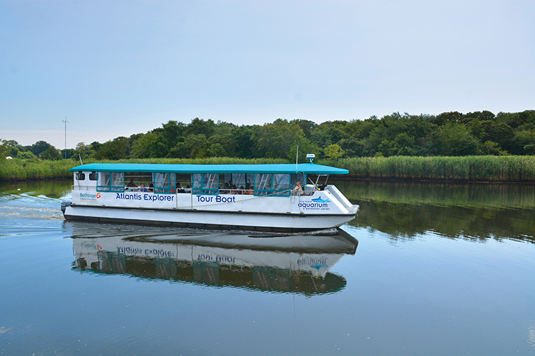Long Island Aquarium's Atlantis Explorer Tour Boat , Photo: Courtesy Long Island Aquarium on the North Fork