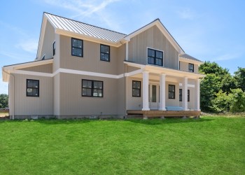 01_2055AlbertsonLn_57_FrontView_HiRes