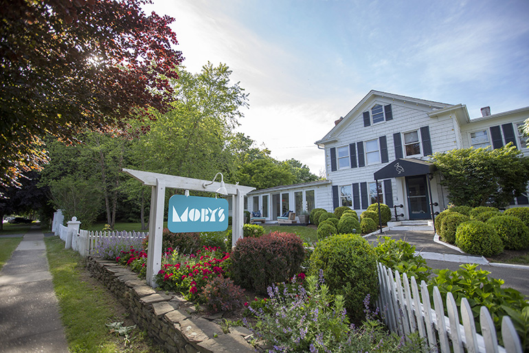 Moby's in East Hampton, Photo:Moby's in East Hampton, Photo: Erica Gannett Erica Gannett