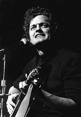 Harry Chapin performing, Photo: Courtesy HIFF