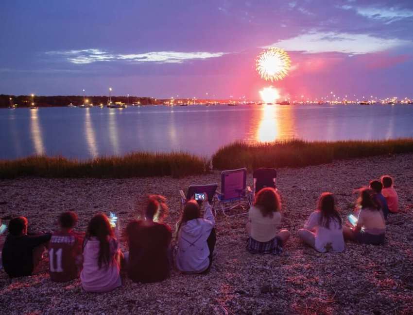 Celebrate July 4 with fireworks this summer