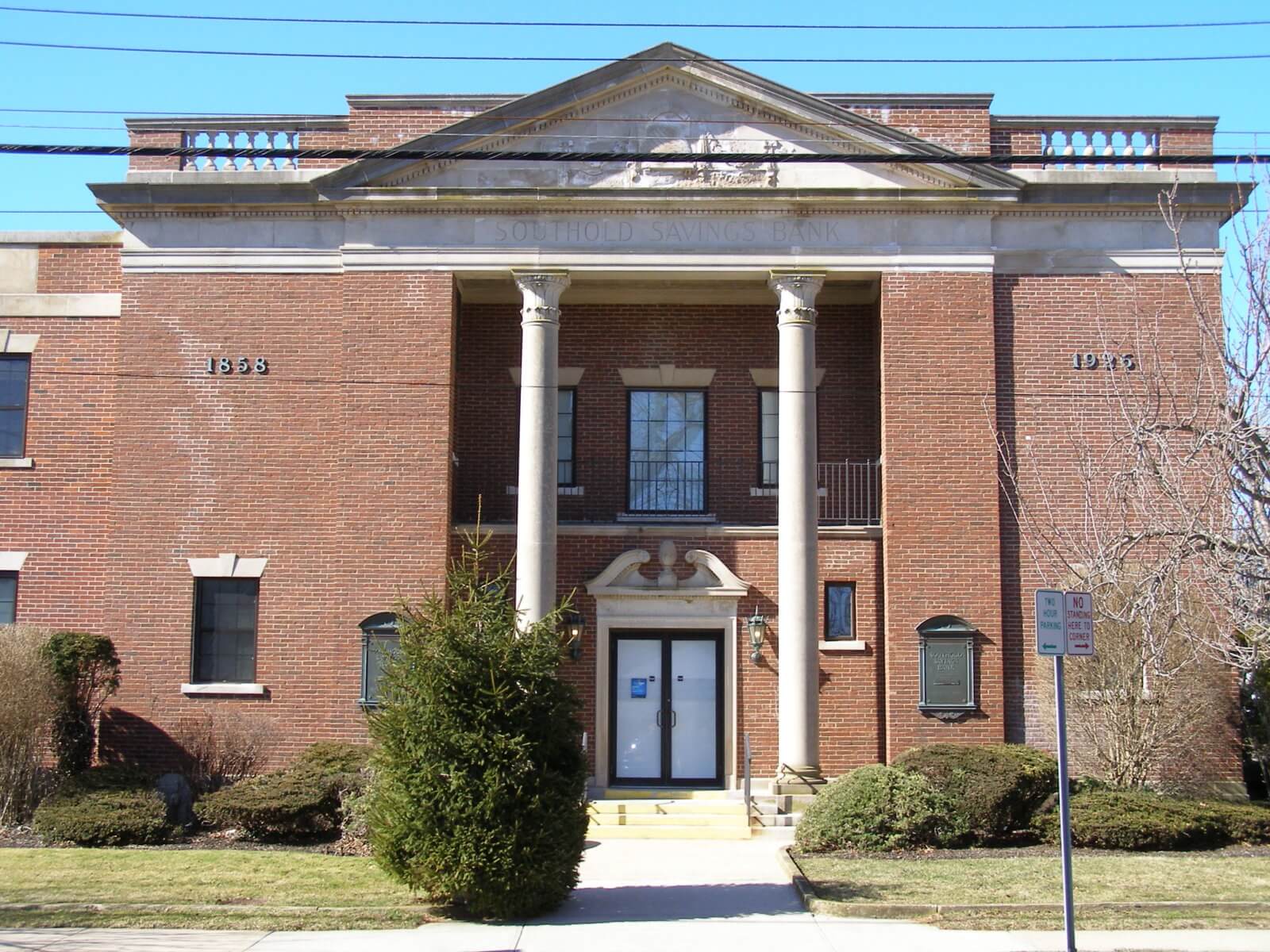 Capital One Building Home For Court? Dan’s Papers