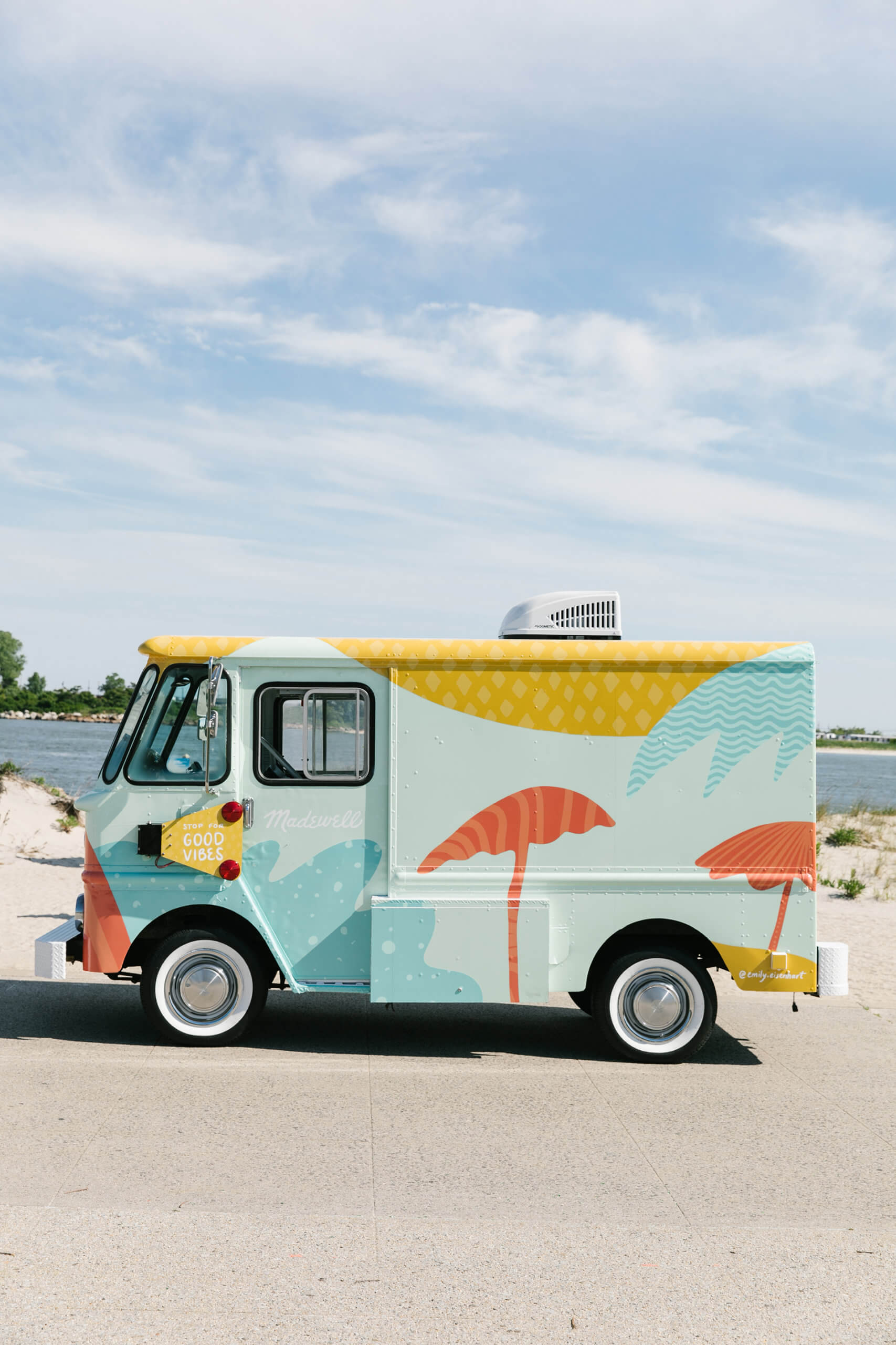 food-bevThe-Instant-Summer-Tour-Truck