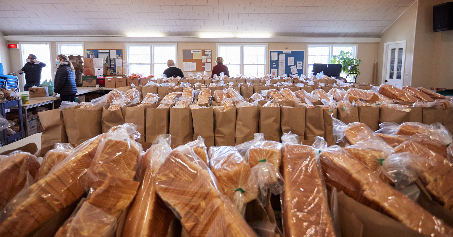 Wordhampton Collects Food Donations for Springs Food Pantry