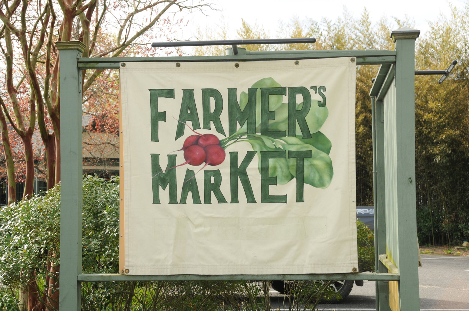 East Hampton Farmers Market Opening Dan’s Papers