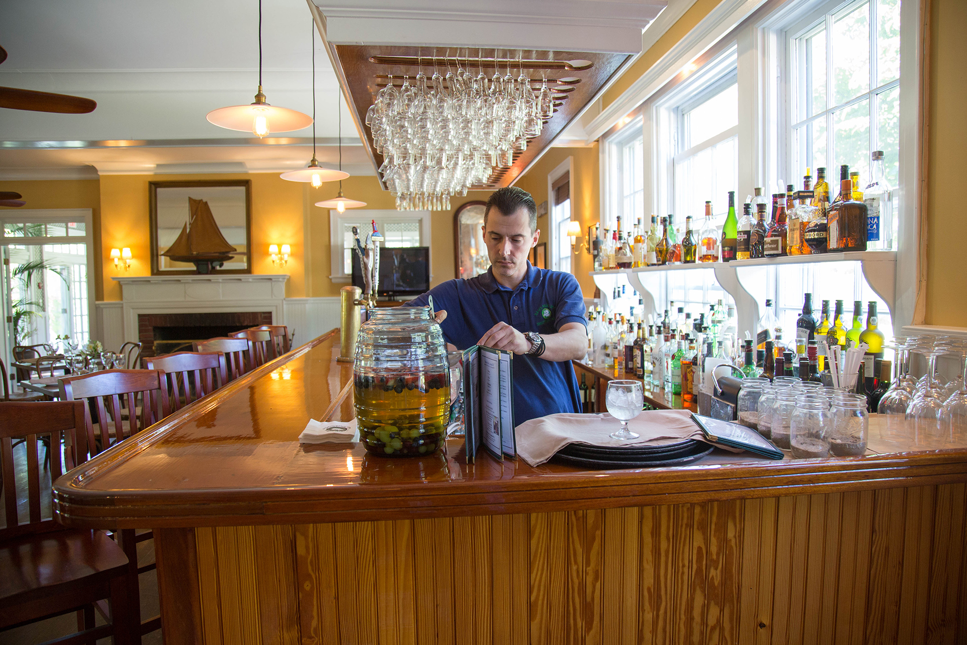 Inside the Rams Head Inn on Shelter Island North Fork