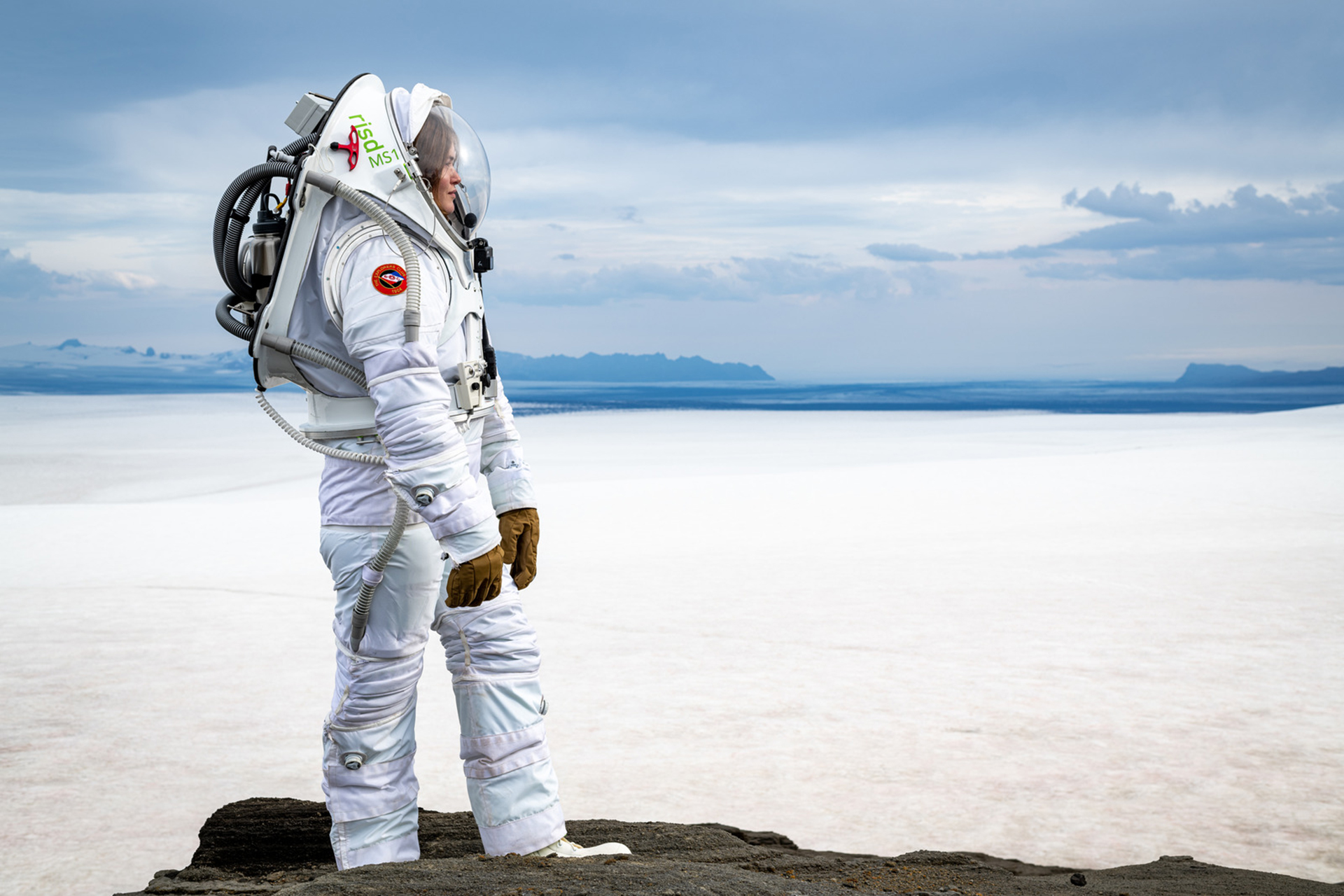 Space-Suit-Dave-Hodge-@davehodgephoto-Unexplored-Media-29837_max