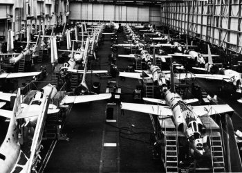 Grumman_F11F-1_F9F-8_and_F9F-8T_production_line_Calverton_plant_1956_mfr_561288_(GHC_via_RJF)_(17734498593)