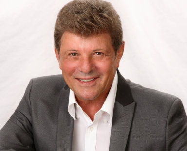See Frankie Avalon on the North Fork