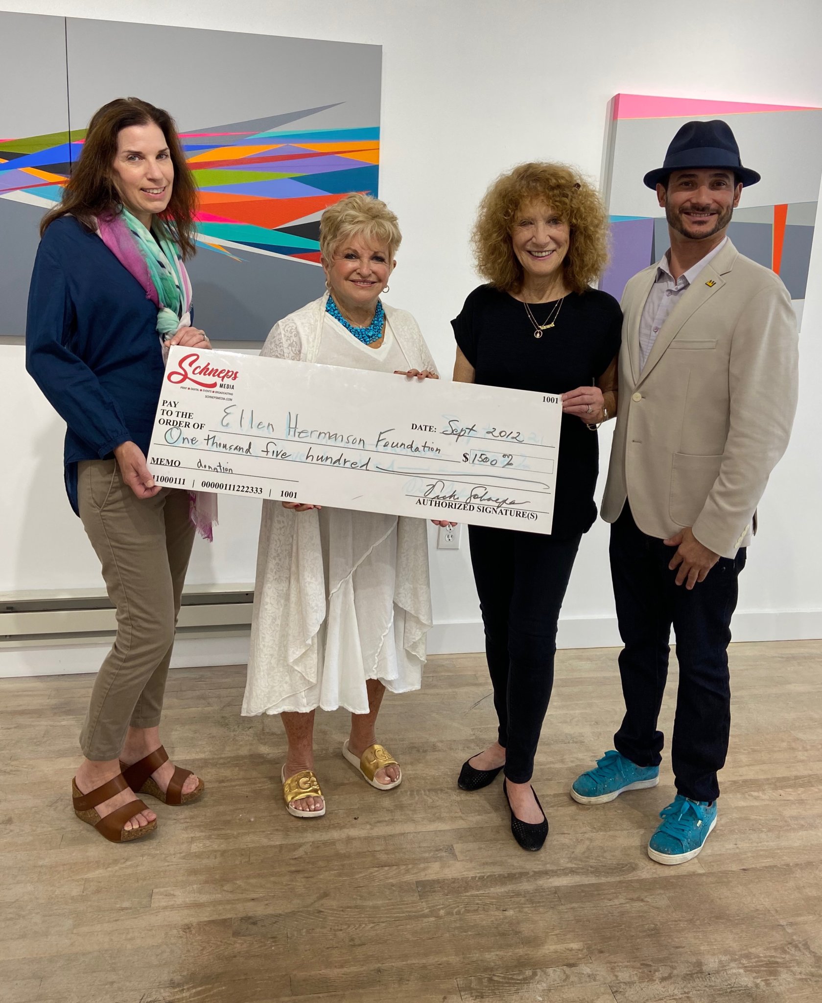 Dan’s Papers events raised $1,500 for the Ellen Hermanson Foundation. (From l. to r.) Exec. Dir. Anne Tschida Gomberg, Founder Julie Ratner and gallery owner Yuval Marquez Fleites.