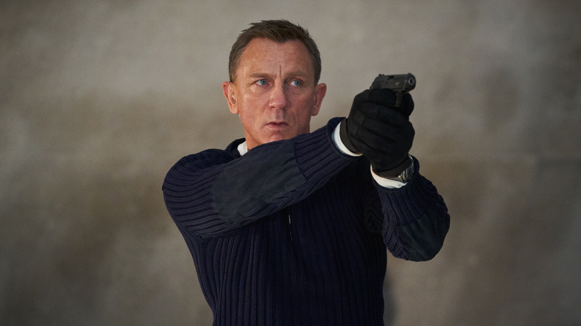 Daniel Craig nei panni di James Bond in No Time to Die