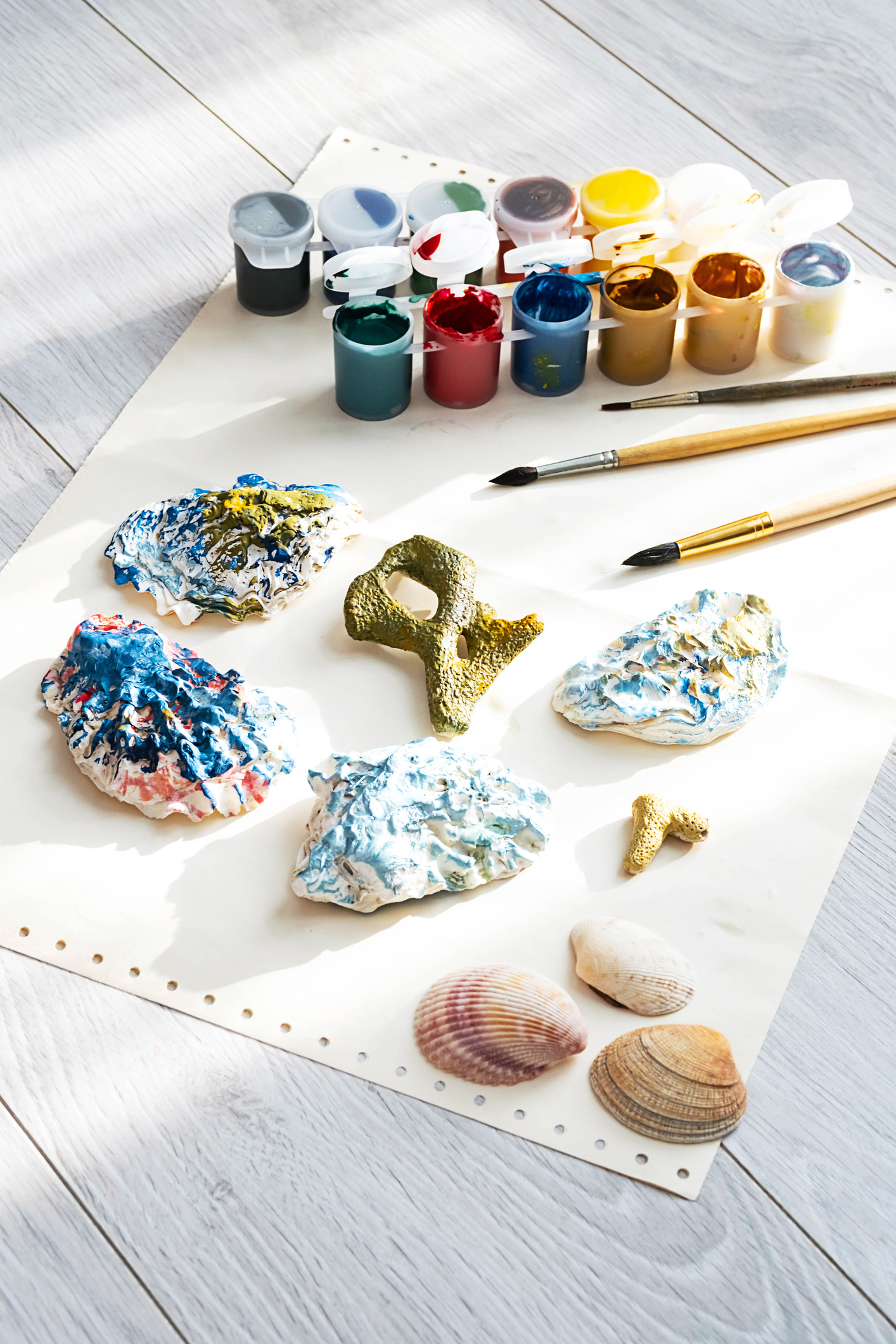 Get ready to craft with seashells at a fun workshop!