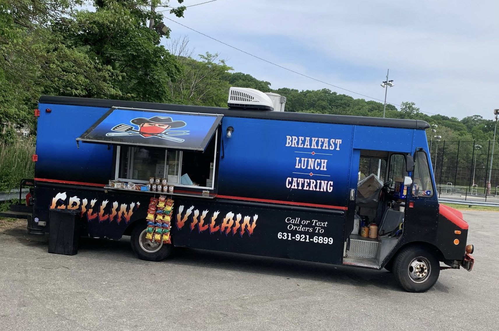 Grillin' Villain food truck