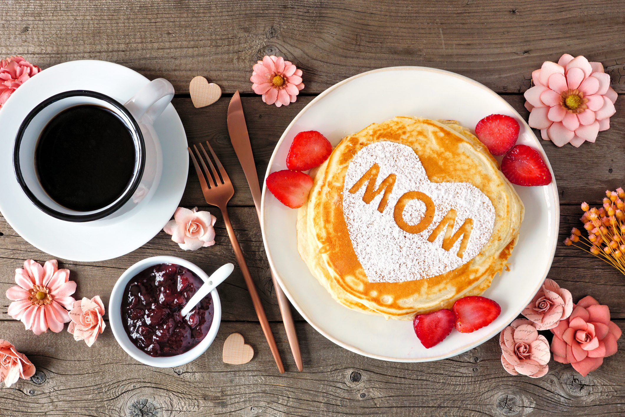 Mother's Day brunch is as easy as dialing 631 (and then seven other numbers)