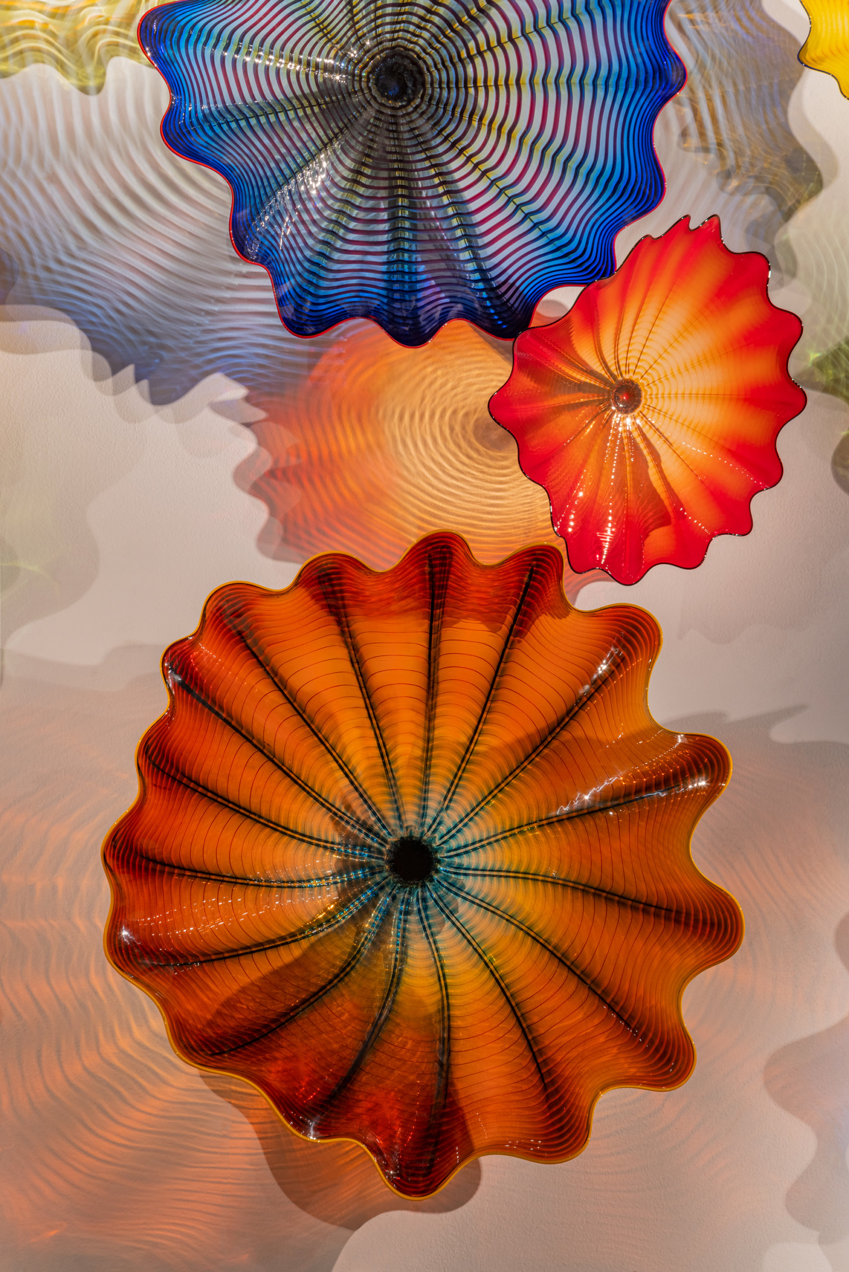 Dale Chihuly glass Fiori at Hampton Synagogue, as featured on the July 1, 2022 cover (uncropped)