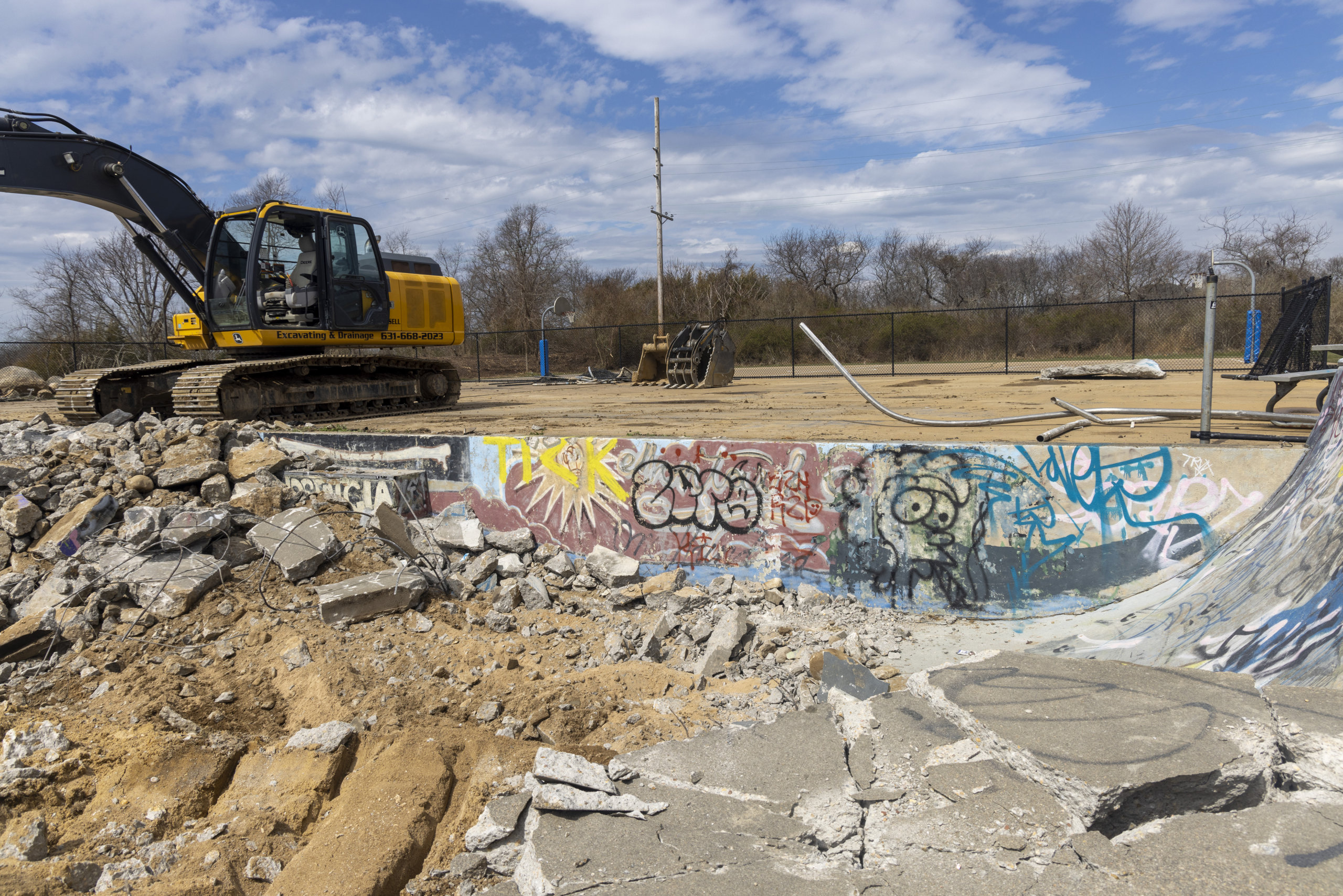 Tearing down the old Montauk Skatepark