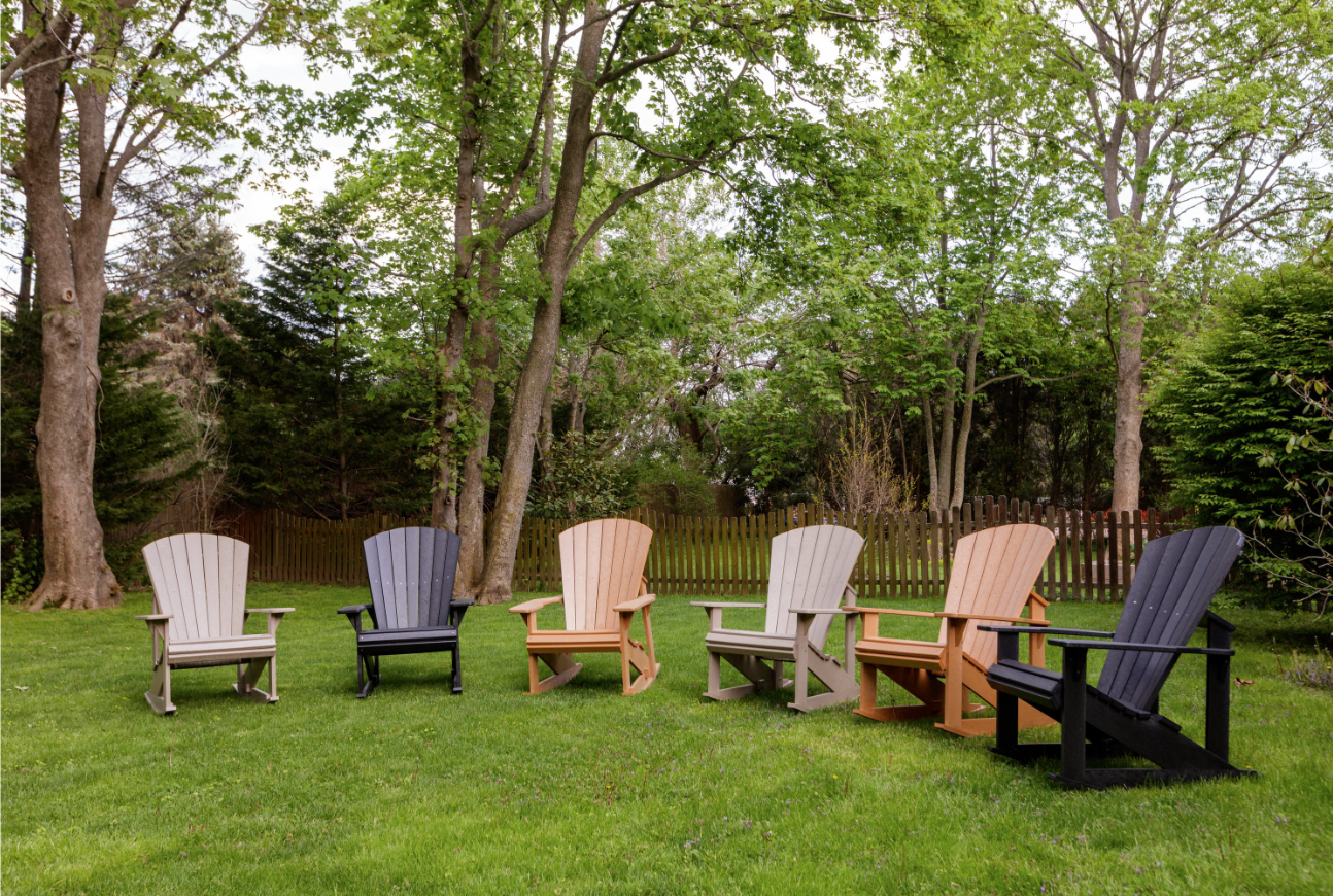 An outdoor area at the Harvest Inn