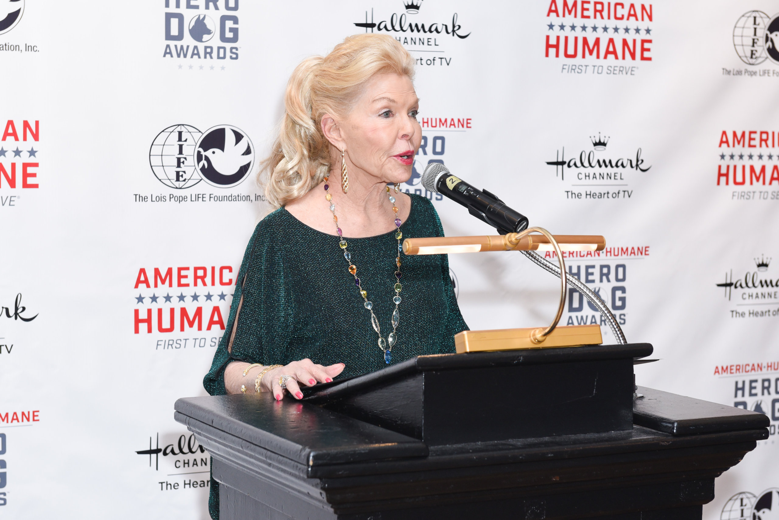 Lois Pope speaks at the 2017 American Humane Hero Dog Awards in NYC