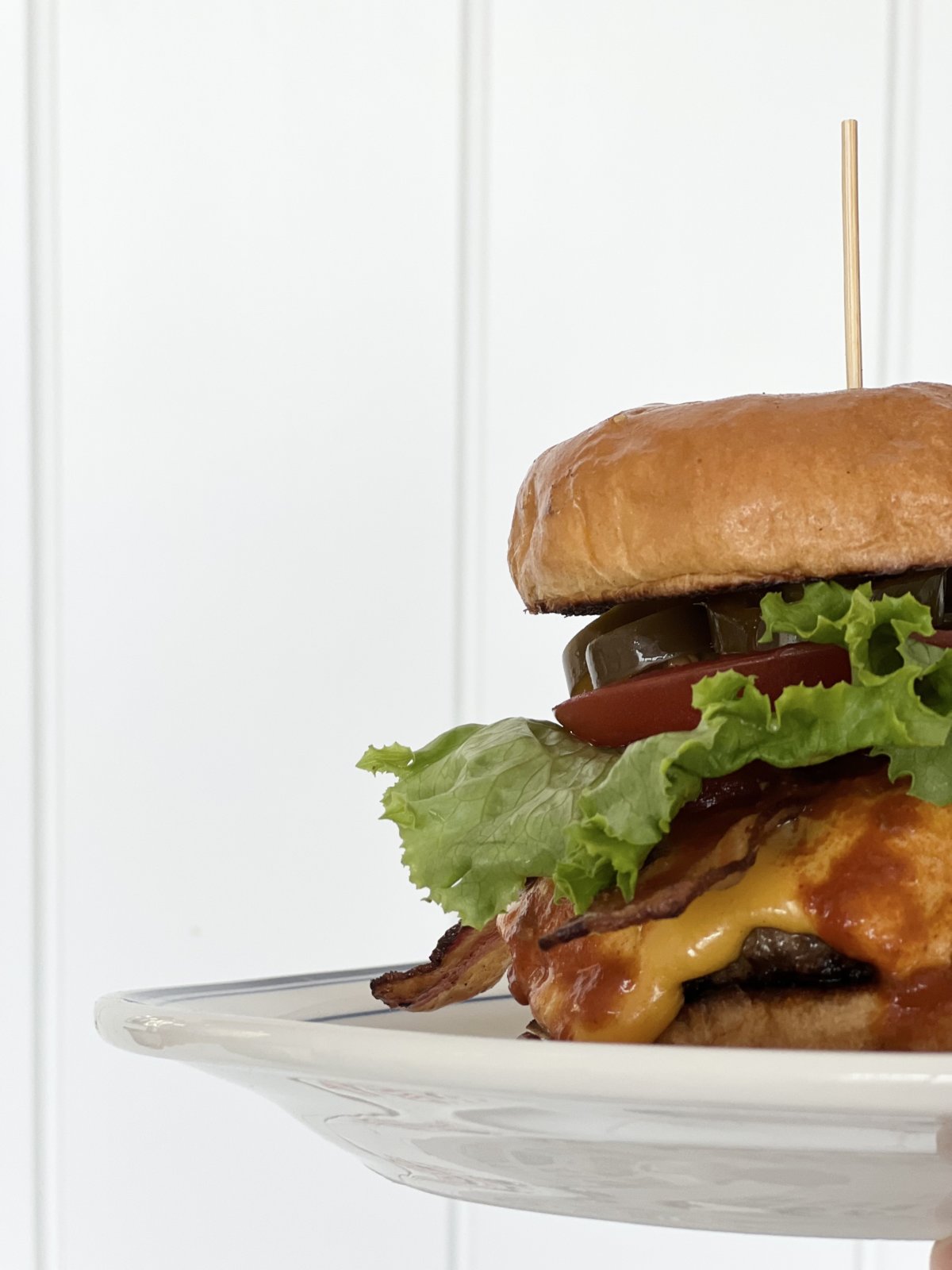 5 Places Get a Great Burger & Fries in the Hamptons