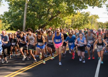 2022 Shelter Island Fall 5k run-walk gets off to an exciting start