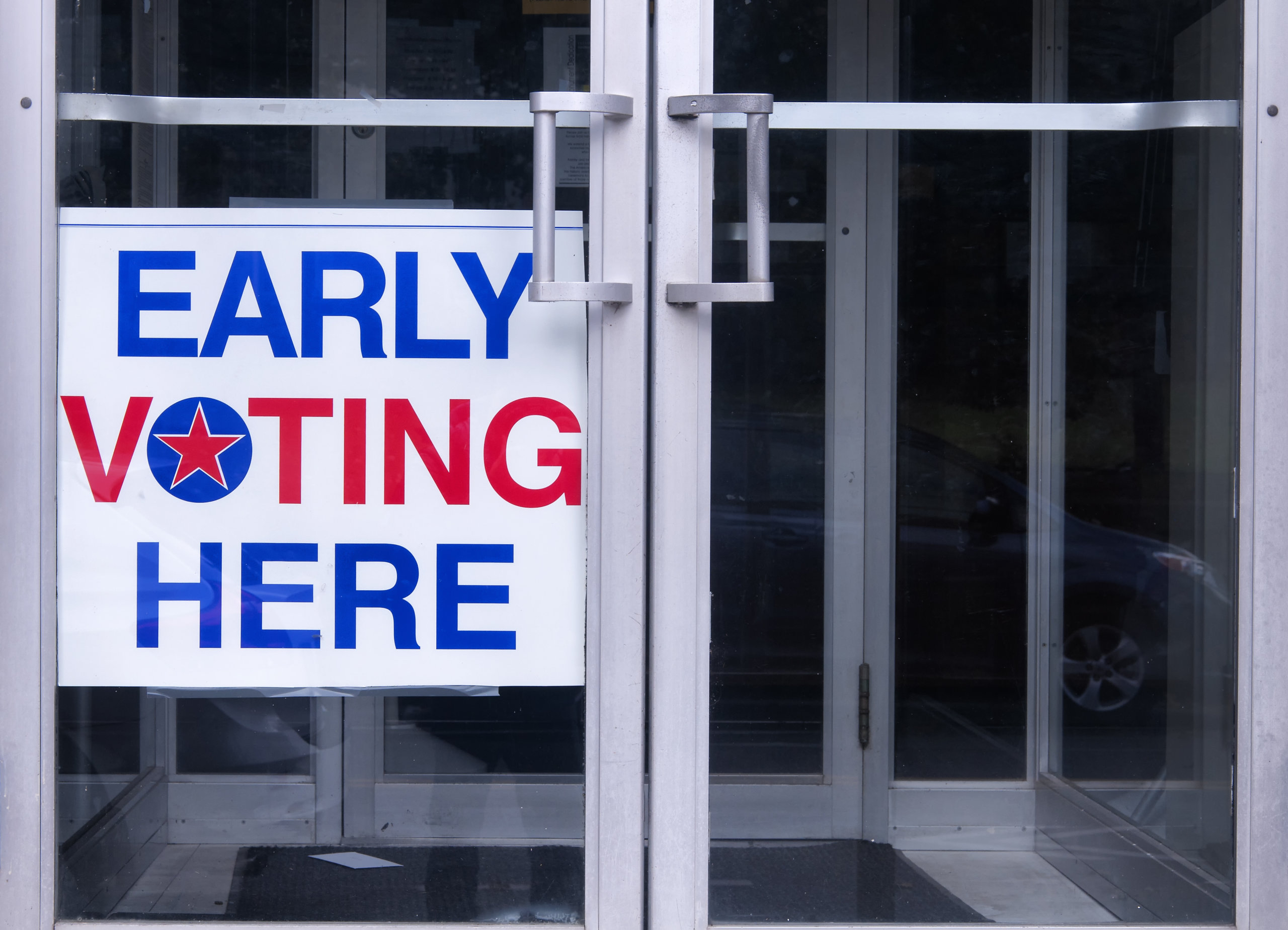 Early voting in the Hamptons