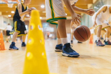 Your kids can hone their dribbling, passing and other basketball skills at a beginner training clinic and the family can watch
