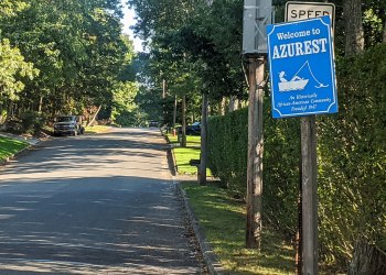 A street in Azurest - Sag Harbor Hills, Azurest, Ninevah Beach SANS