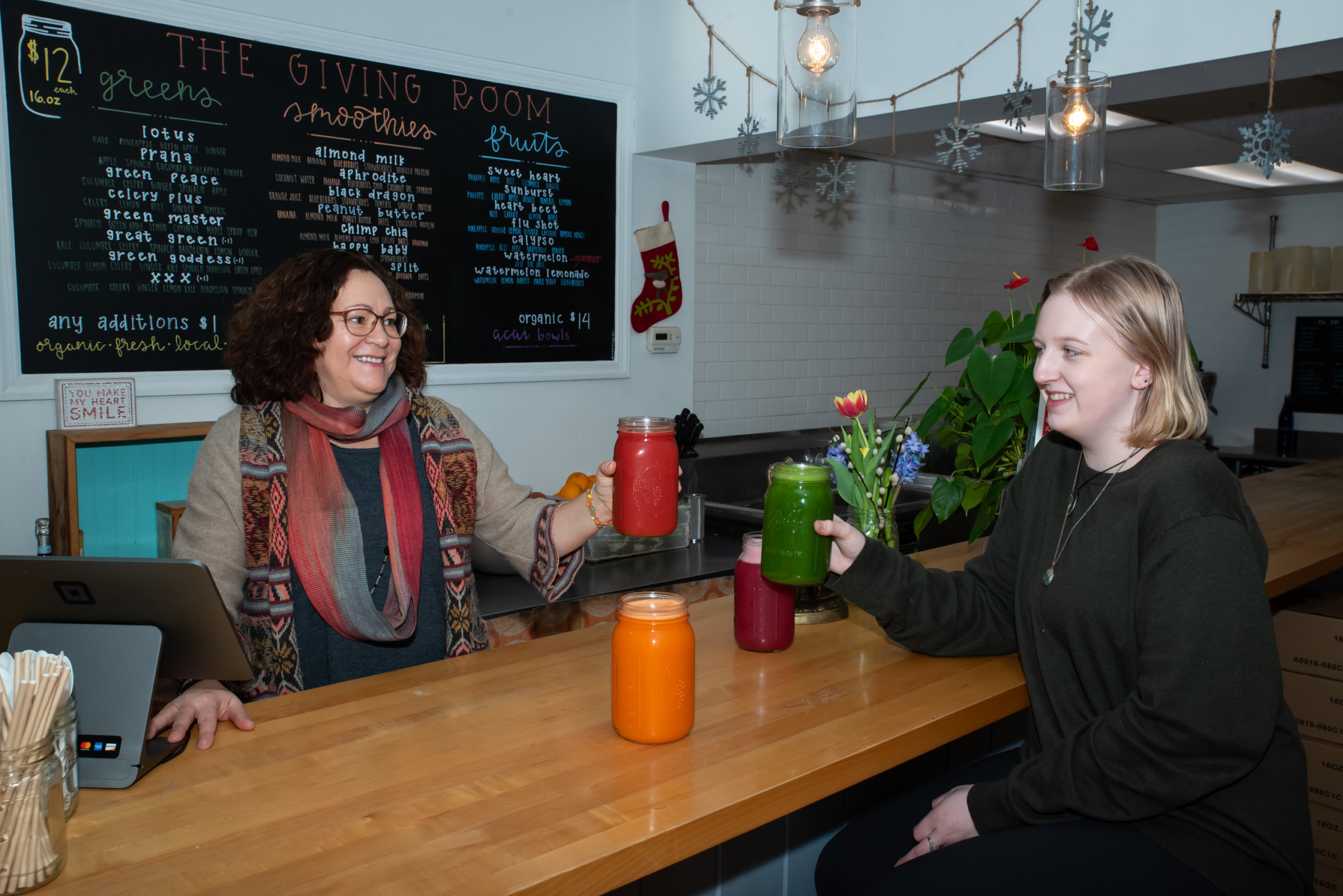 Paula DiDonato and Ella Glover at The Giving Room juice bar