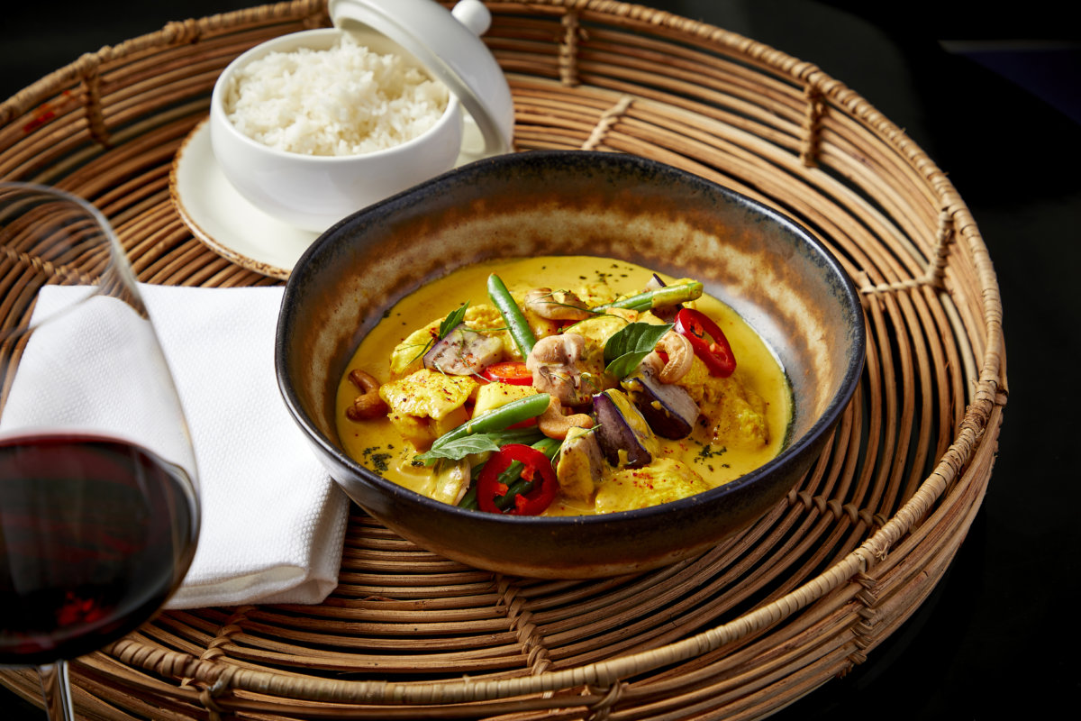Le Colonial's flavorful chicken curry - at one of the great area Palm Beach County steakhouses