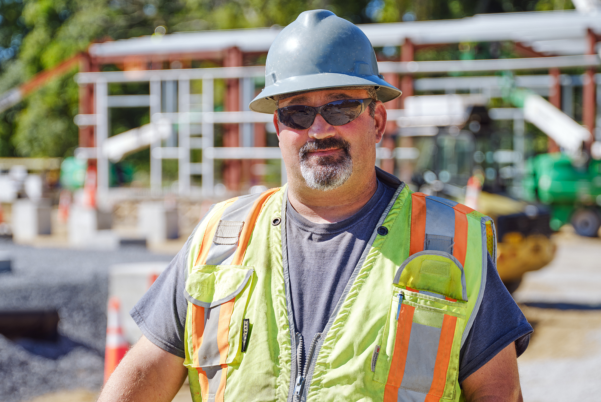 Ørsted and Eversource offshore wind union worker